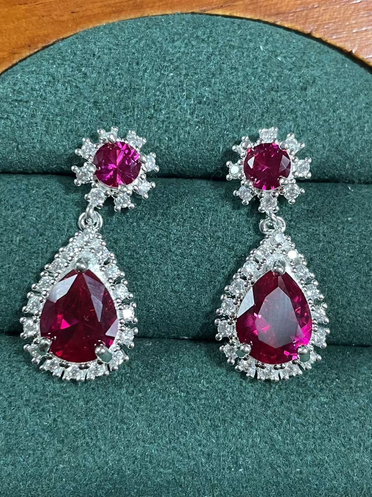 培育红宝石F-DC典藏轻奢培育红宝石-精工耳坠D43