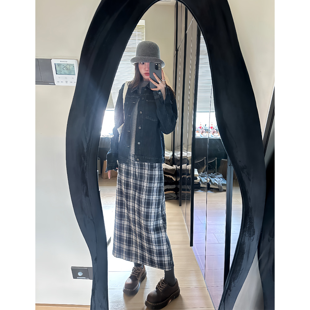 LA  蓝色格纹 半身裙（长款） 31047