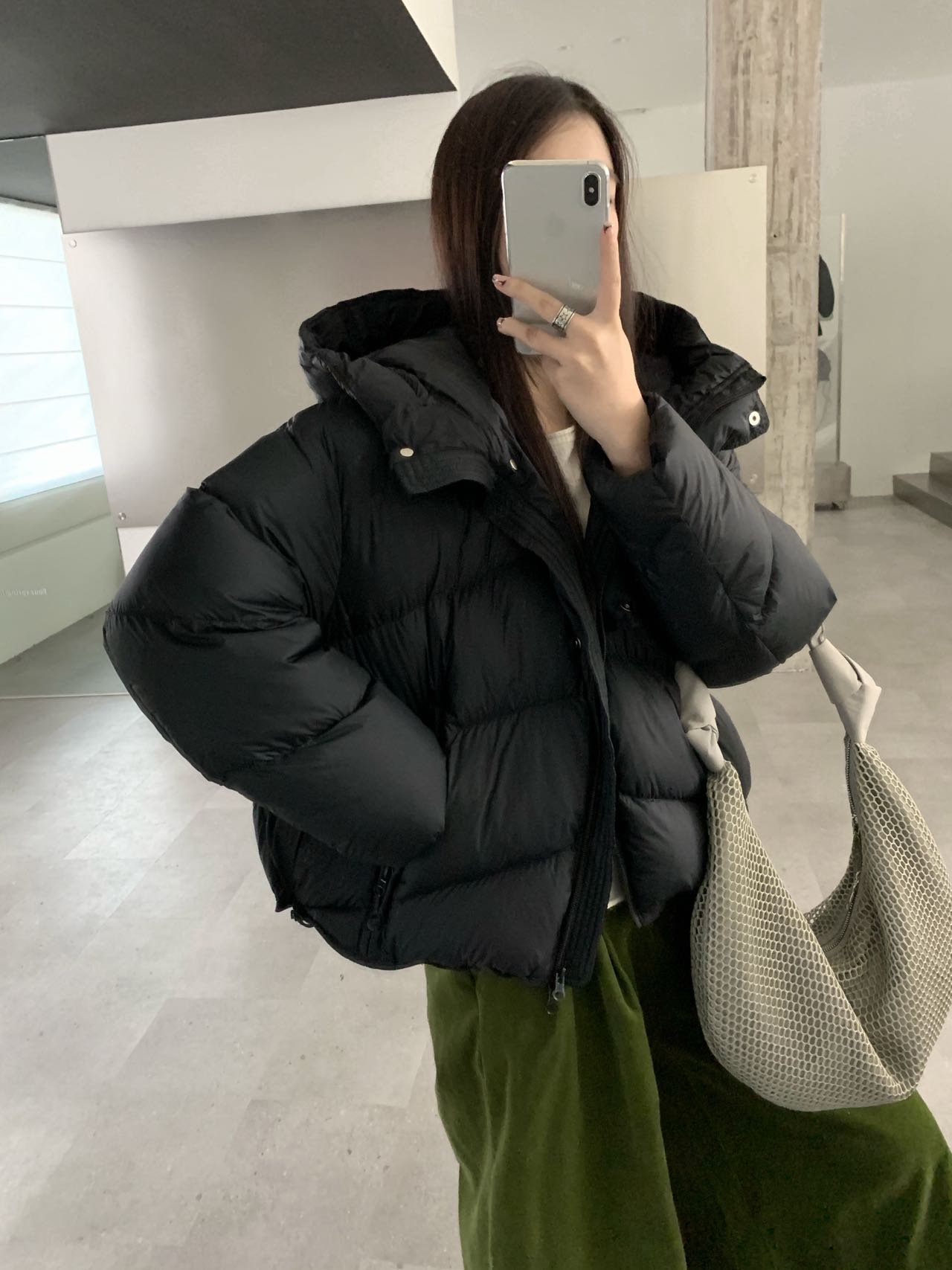宽松型羽绒90绒纯色轻暖舒适短款连帽冬季保暖韩版时尚百搭潮流百