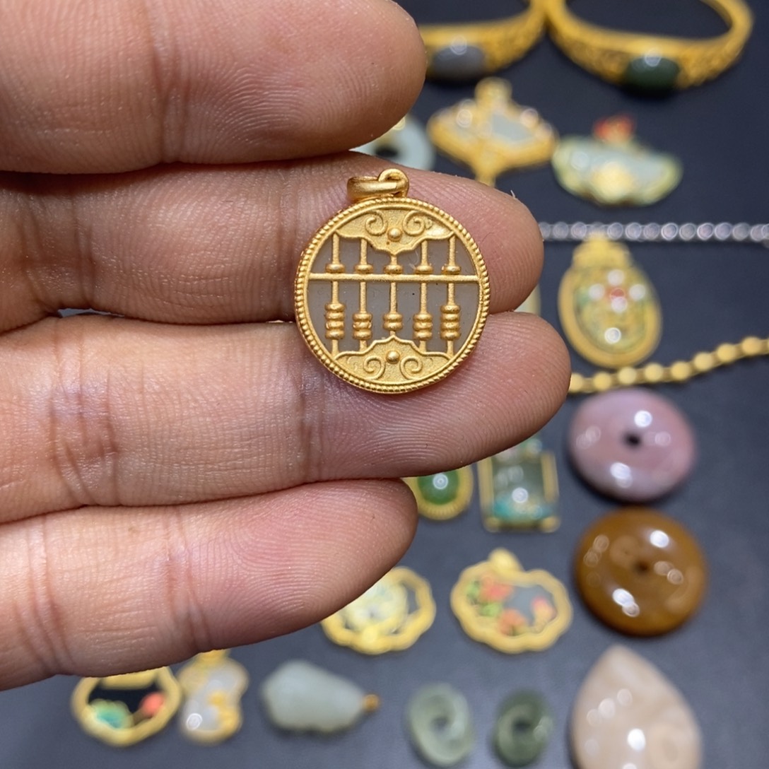 和田玉颈饰银S925镀金镶嵌