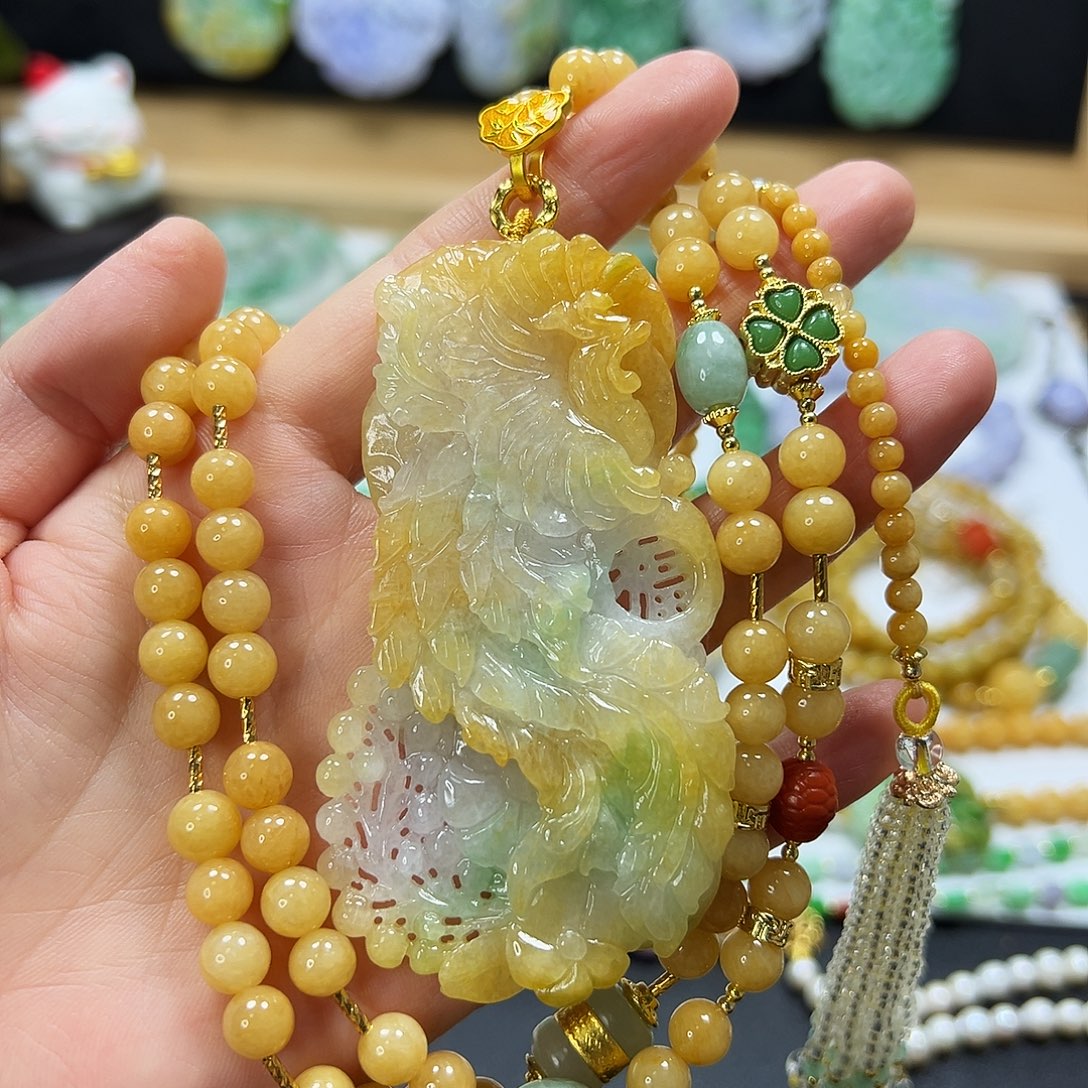 翡翠未镶嵌颈饰吊坠