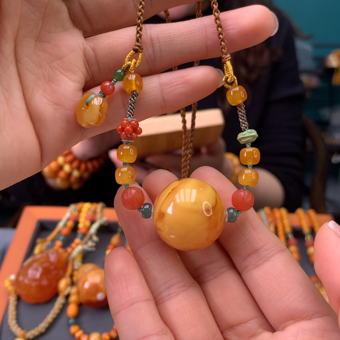 蜜蜡未镶嵌颈饰天然