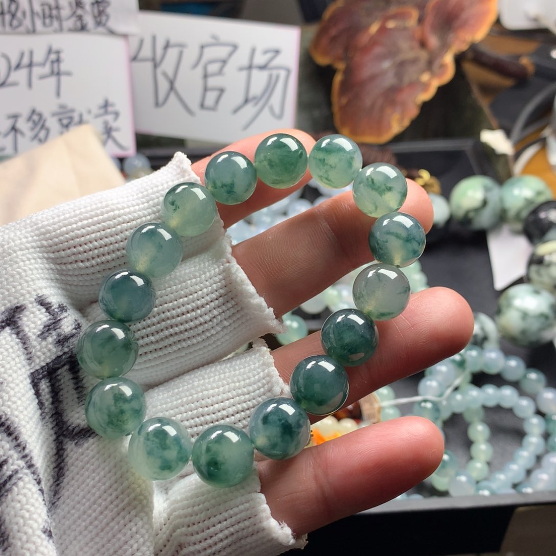 定制翡翠未镶嵌卡12.7 16粒