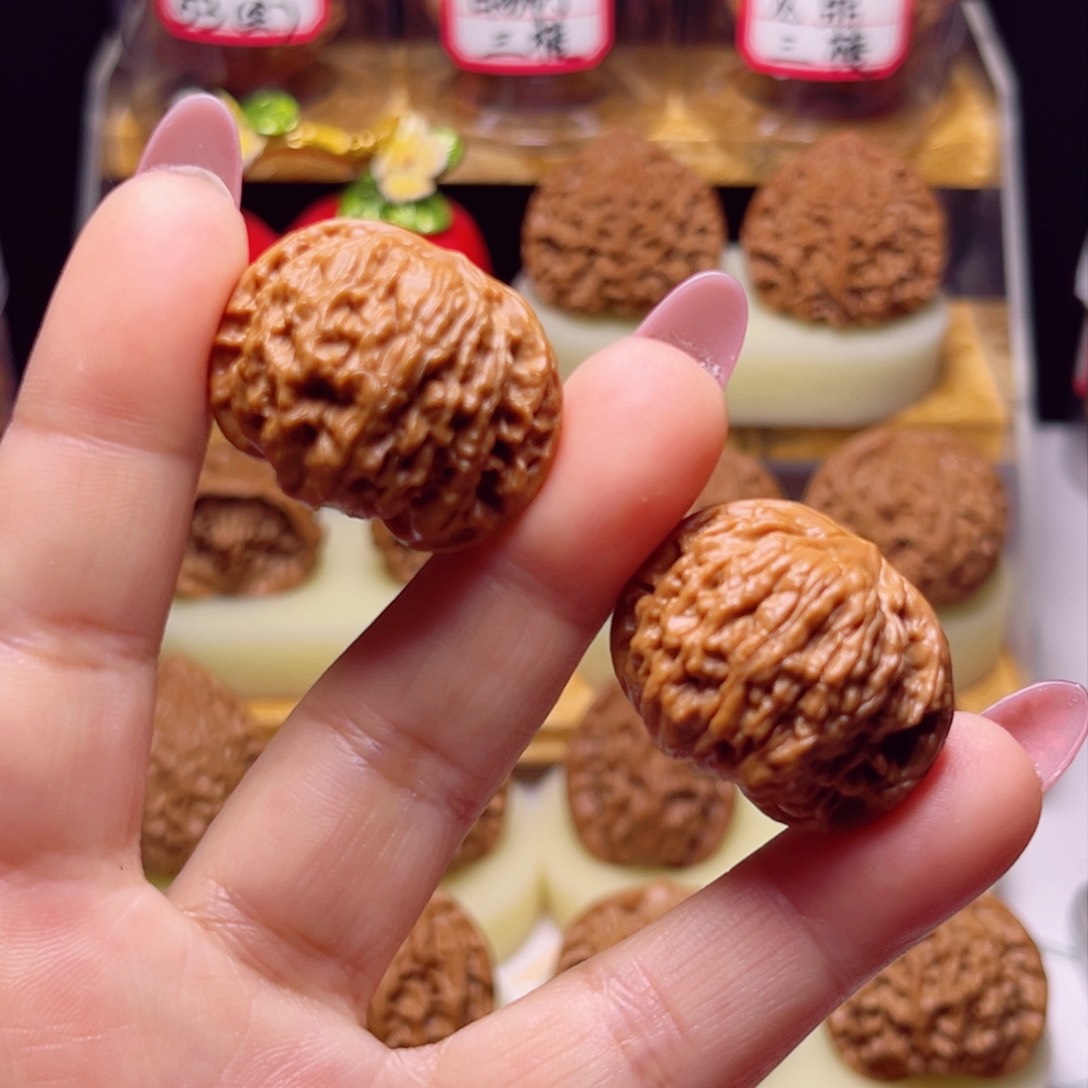 文玩核桃吊坠32尺龙珠手捻