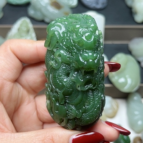 和田玉颈饰未镶嵌辉*