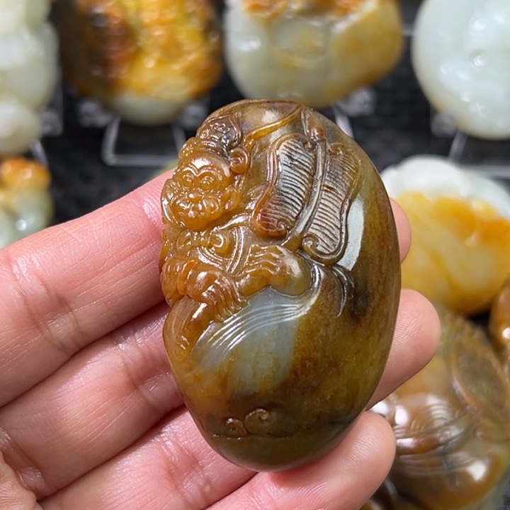 冰****和田玉未镶嵌挂件