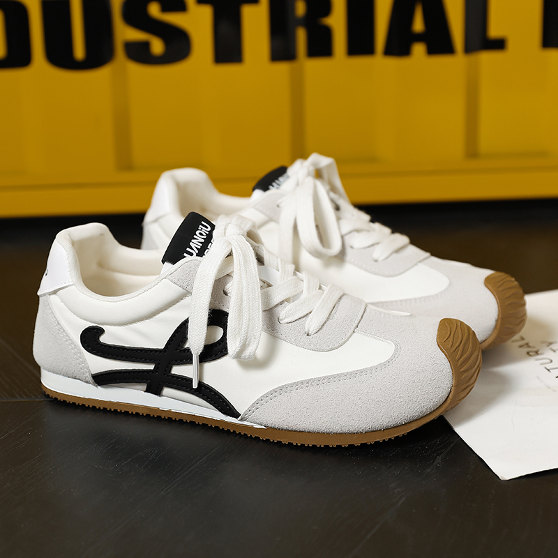 环球情侣德训女鞋2025冬冬新款爆款百搭小白鞋休闲板鞋阿甘运动ZB