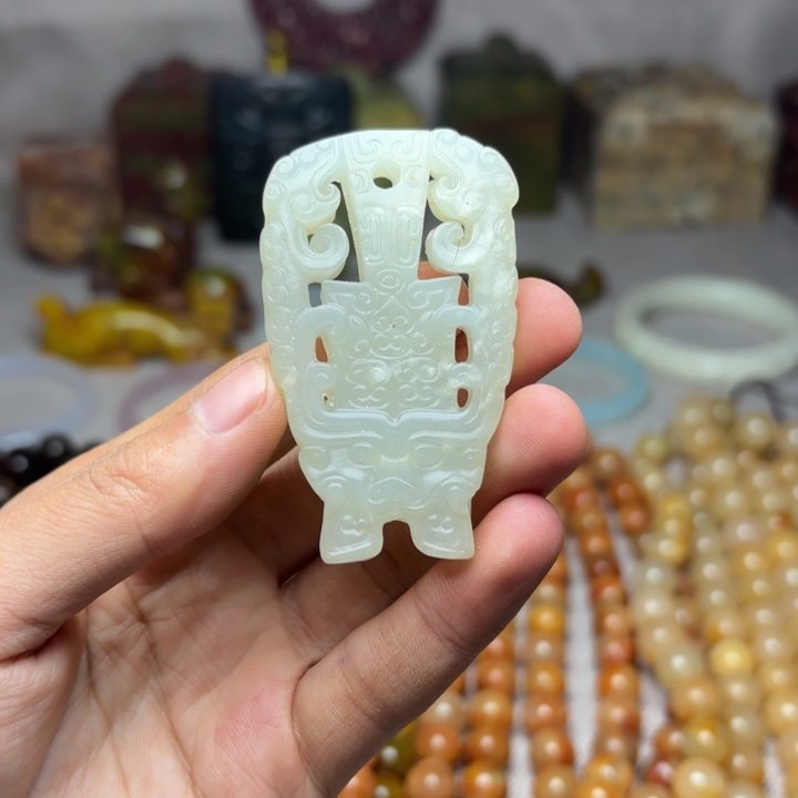 白玉菩提吊坠———-