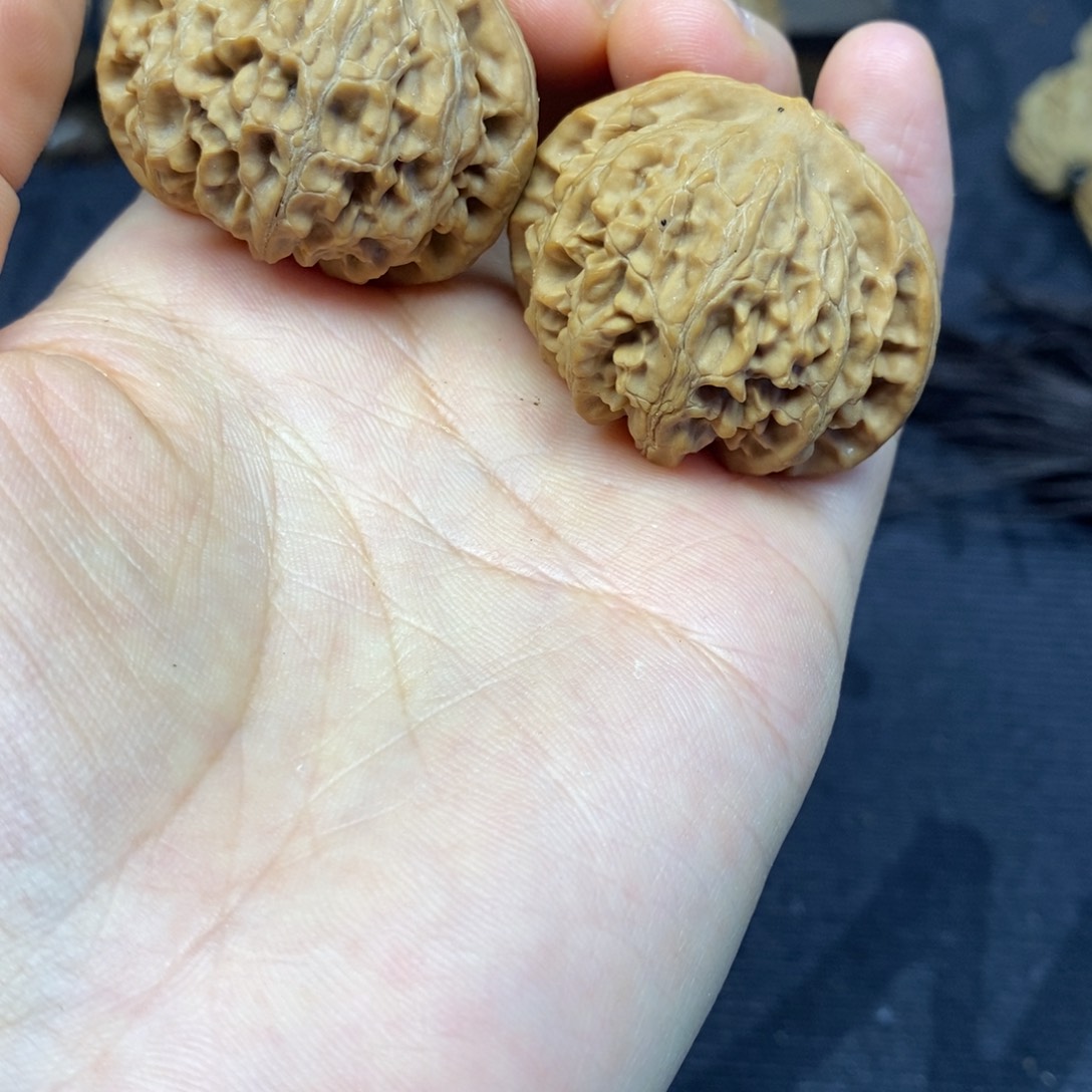 文玩核桃把件宫灯38有修