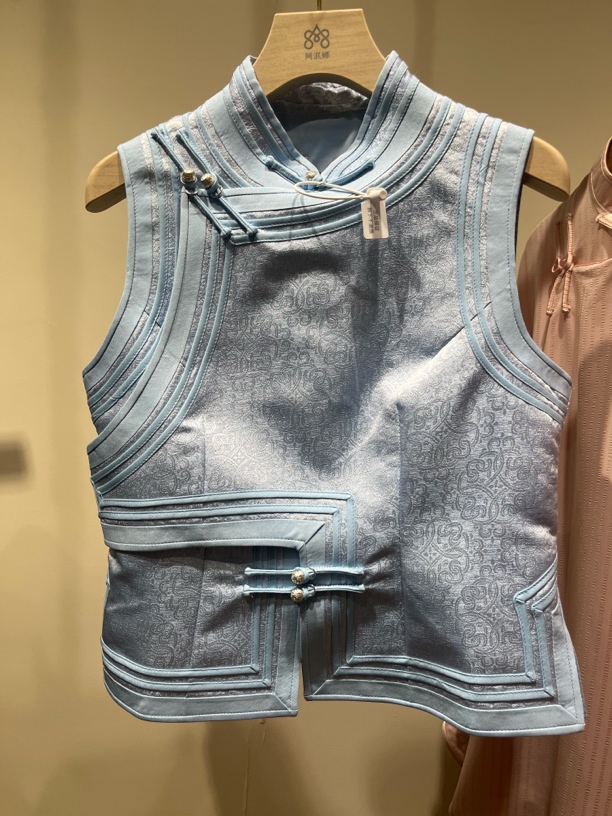 阿泯娜A2303马甲