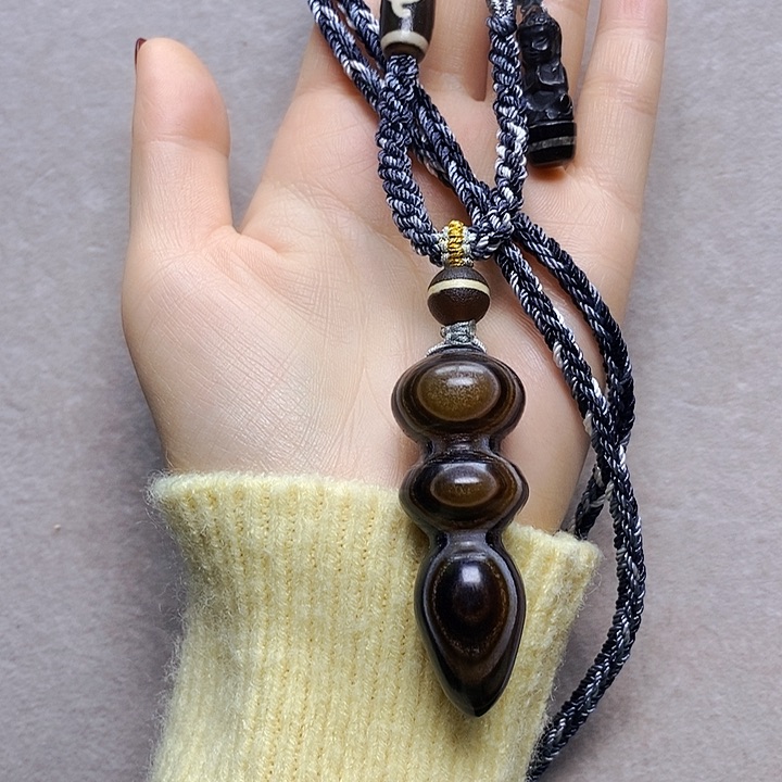 未镶嵌颈饰玛瑙/玉髓