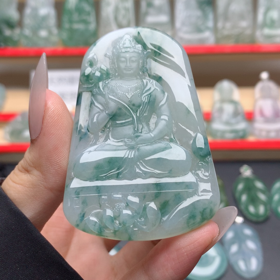 翡翠未镶嵌颈饰大势至菩萨