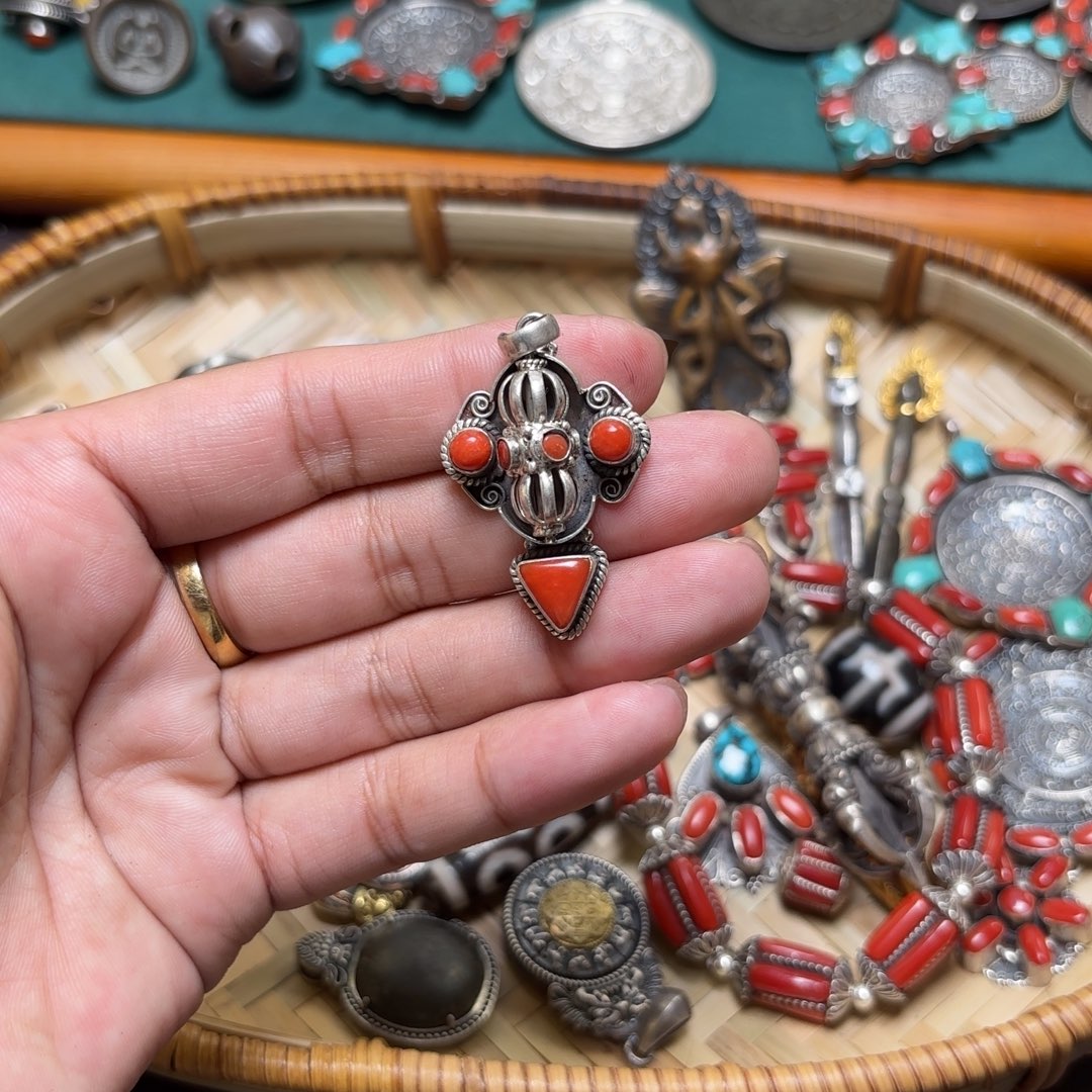 栤***铜星月菩提吊坠项链