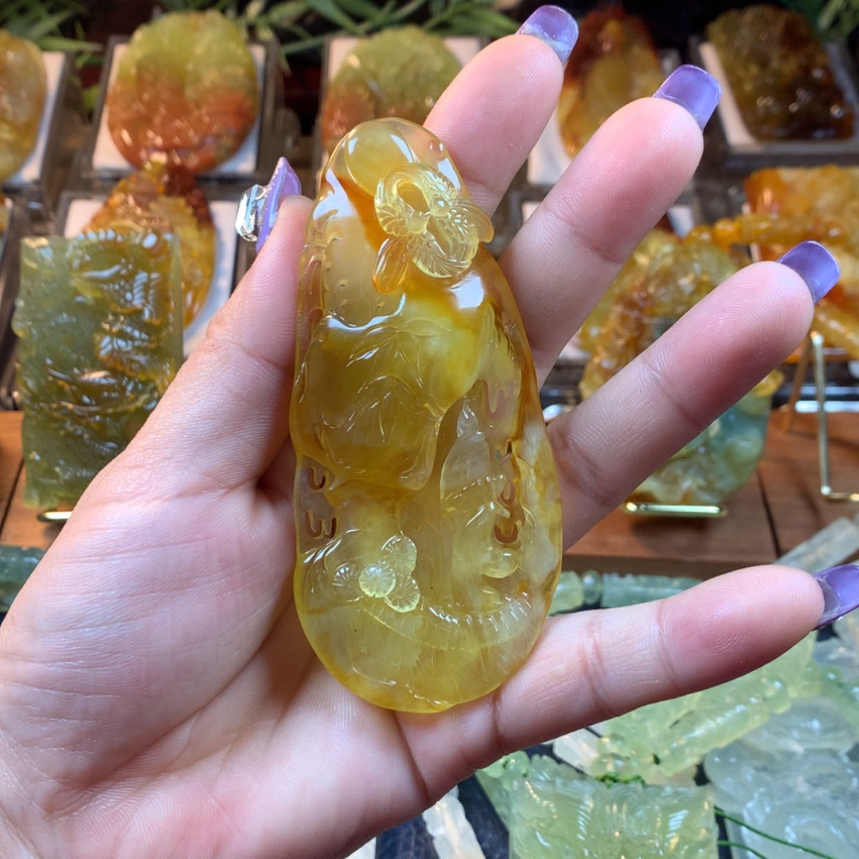 【闪购商品】蛇纹石玉颈饰未镶嵌