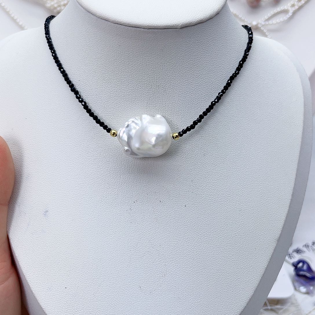 颈饰银S925镶嵌淡水珍珠