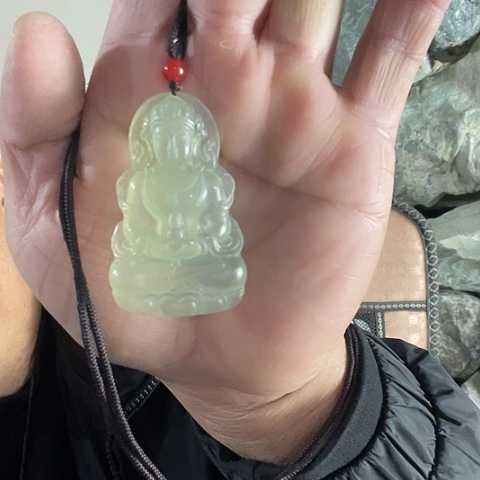 蛇纹石玉未镶嵌珠宝奇石