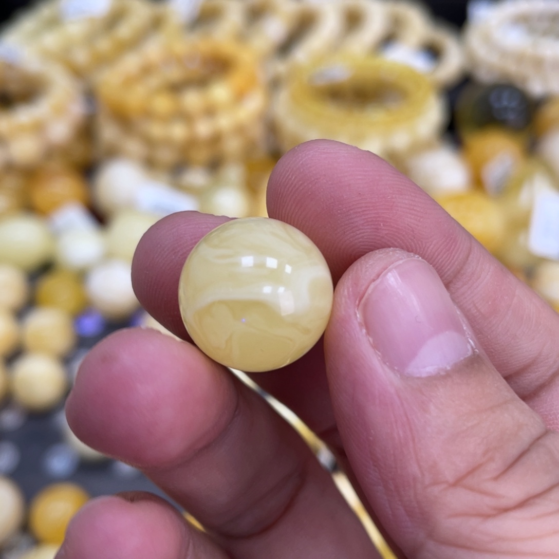 未镶嵌蜜蜡裸石15.8mm