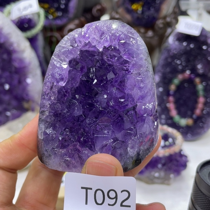 未镶嵌紫晶大型摆件（非配饰）t092