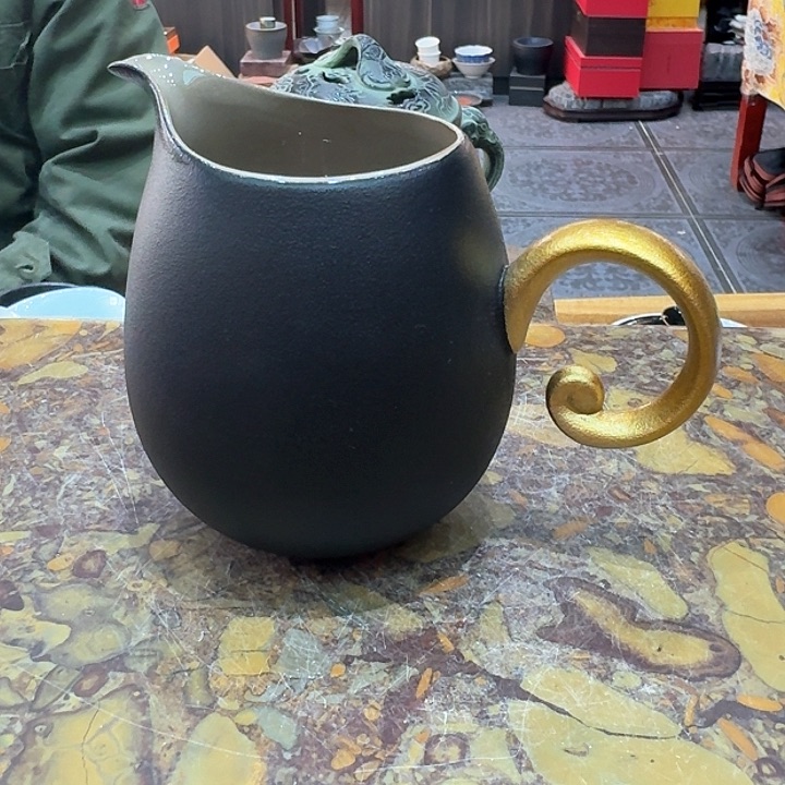 公道一个，瓷。品茗的好