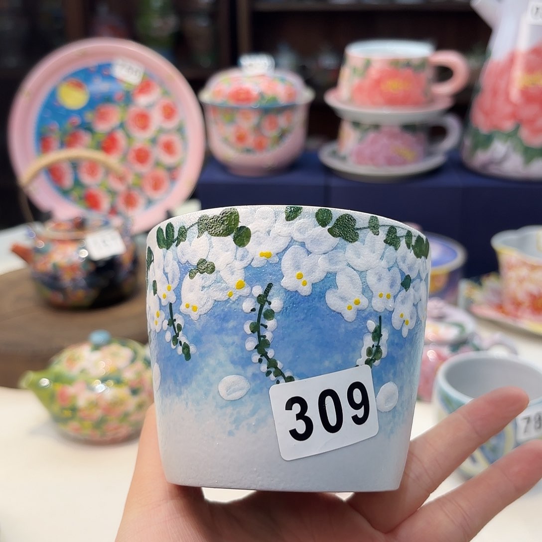 瓷片兔兔好可爱啊好