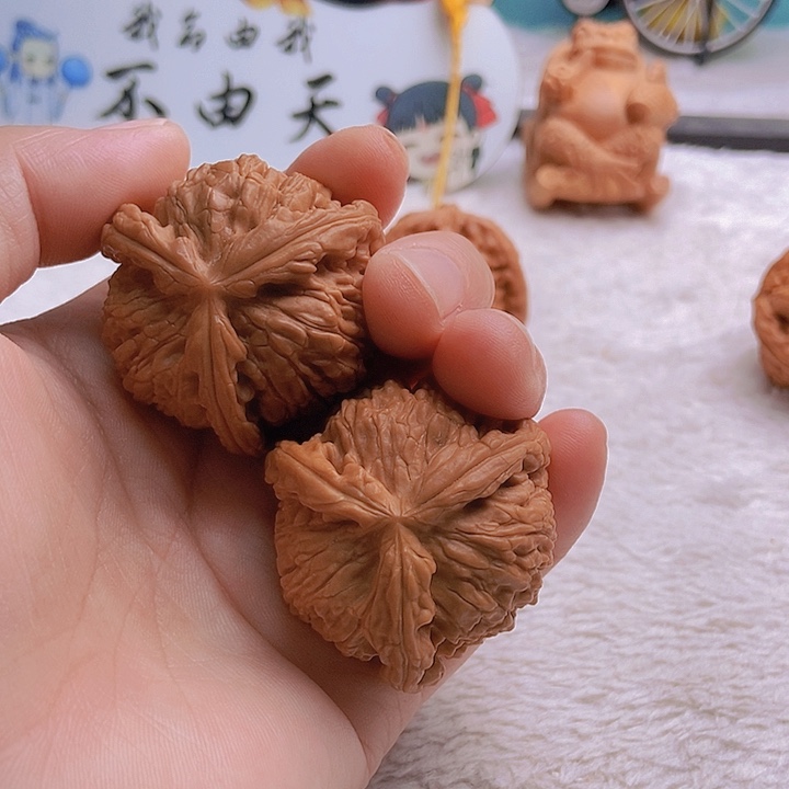 吊坠文玩核桃自**风三棱