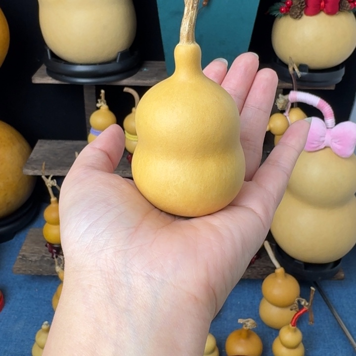 来****大叶紫檀（黑酸枝木类）