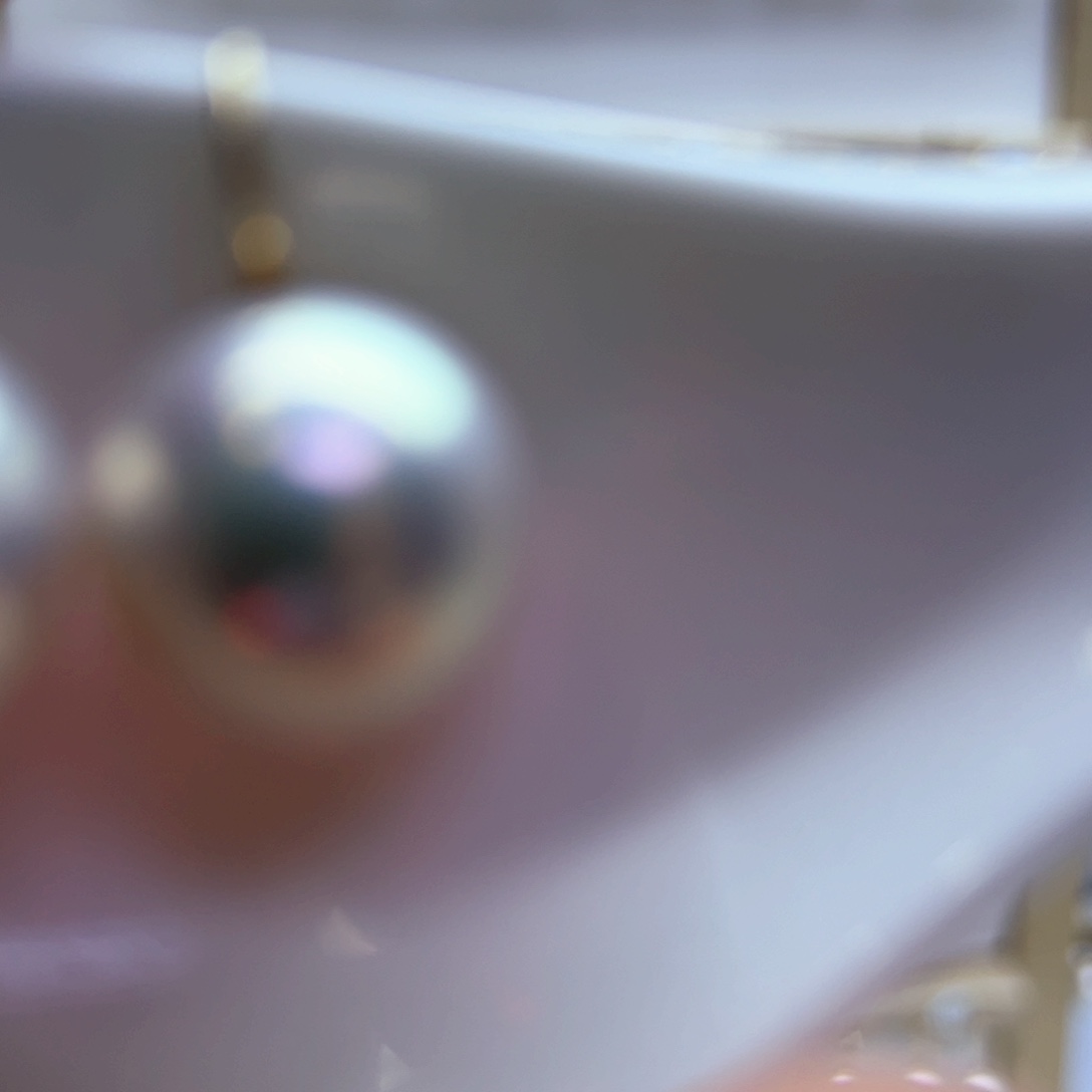 18K金镶嵌淡水珍珠耳饰