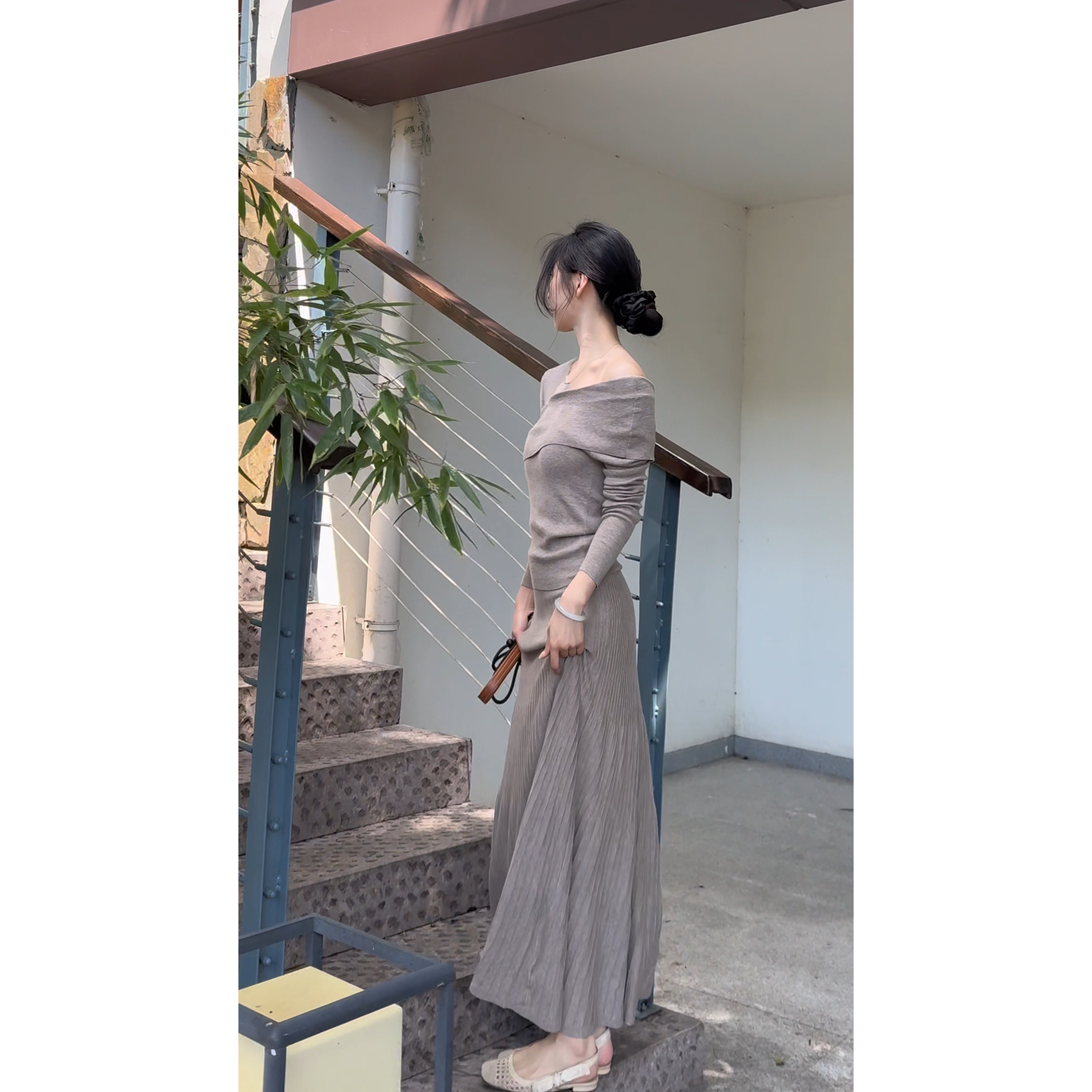 【缪斯的侧影】不规则翻领毛织长袖上衣长款半身裙套装