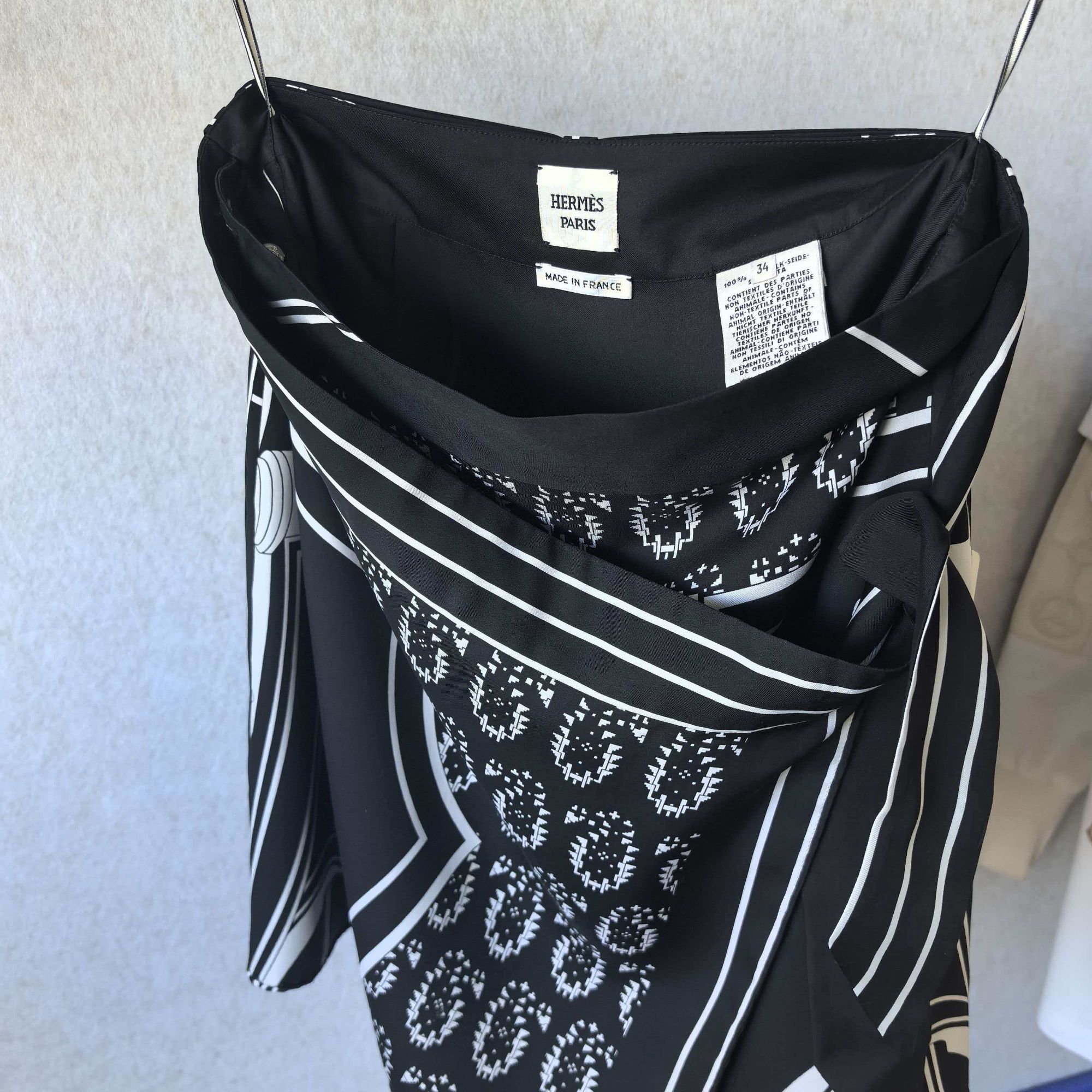 未使用 Hermes/爱马仕  爱马仕黑色短裙34码