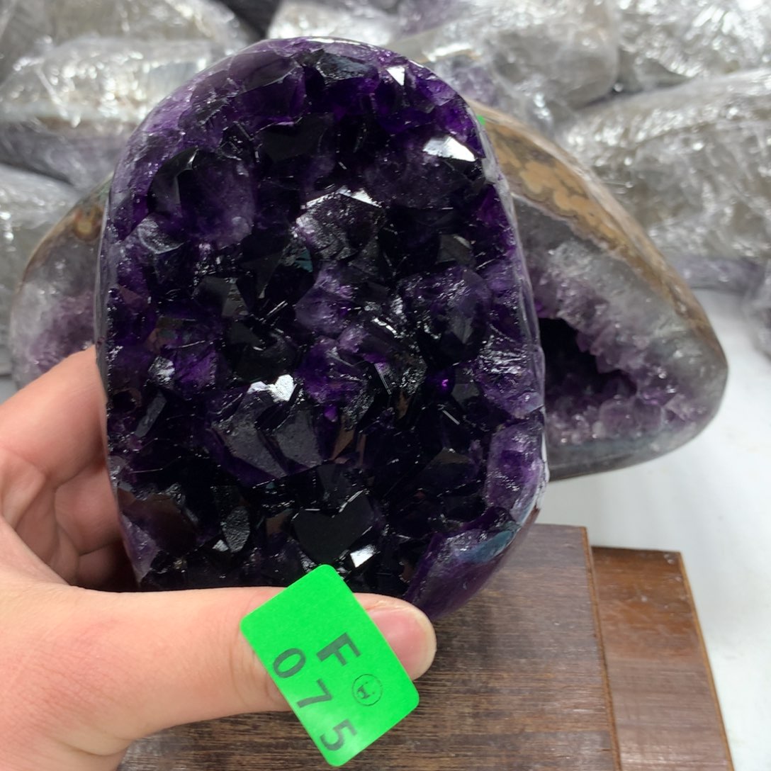 紫晶大型摆件（非配饰）未镶嵌