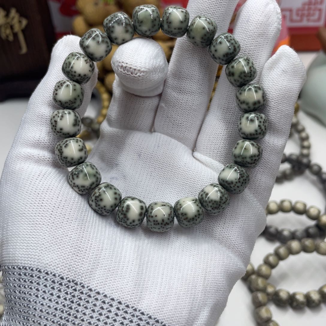 星月菩提手串?****龍11mm双留白