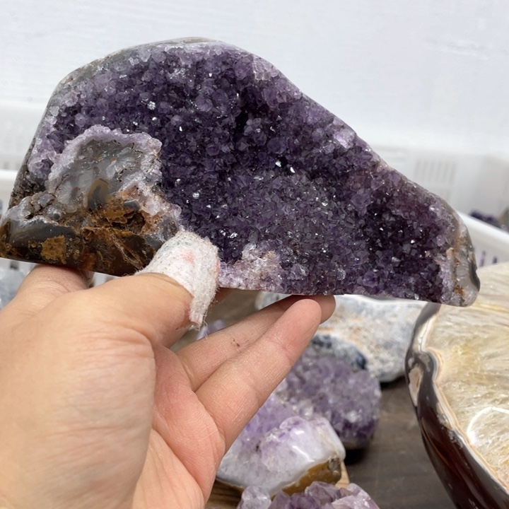 水晶摆件未镶嵌捡漏