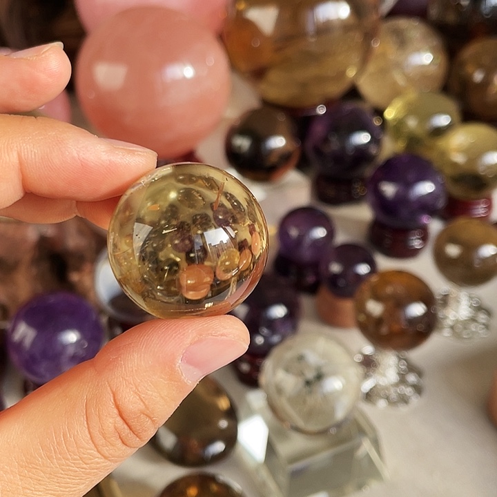 珠宝半成品水晶未镶嵌