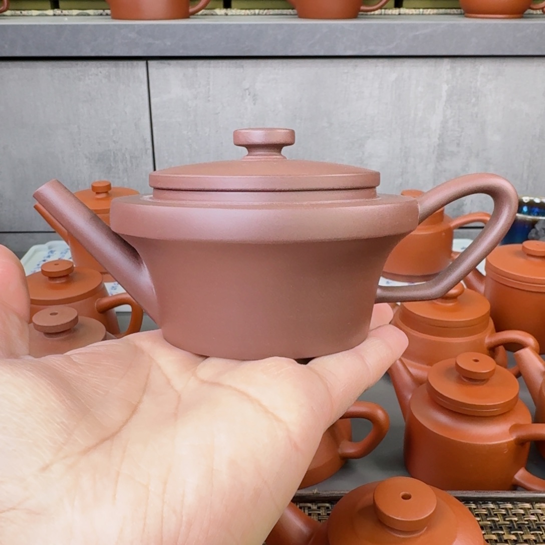 紫砂茶壶紫泥圆桌