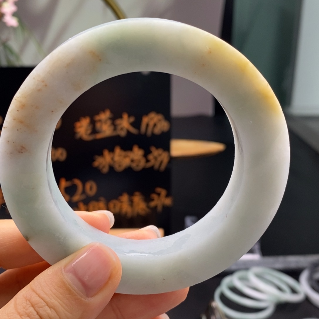 定制翡翠翡翠手镯未镶嵌翡翠手镯