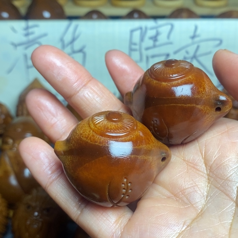 【闪购商品】核桃木/黑胡桃（胡桃木）橄榄核雕刻玉化