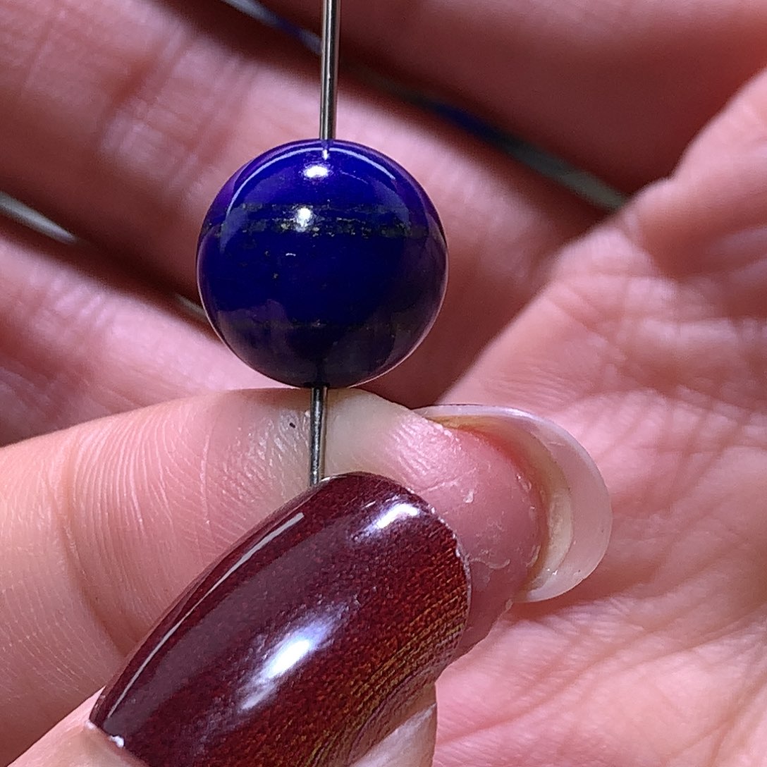 青金石未镶嵌天然原矿单圆珠12m