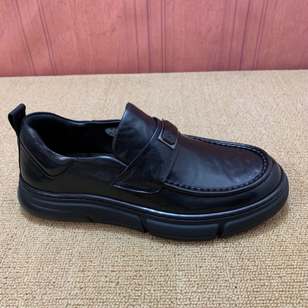 广州秋季新款纯皮男鞋！Z2118-H1