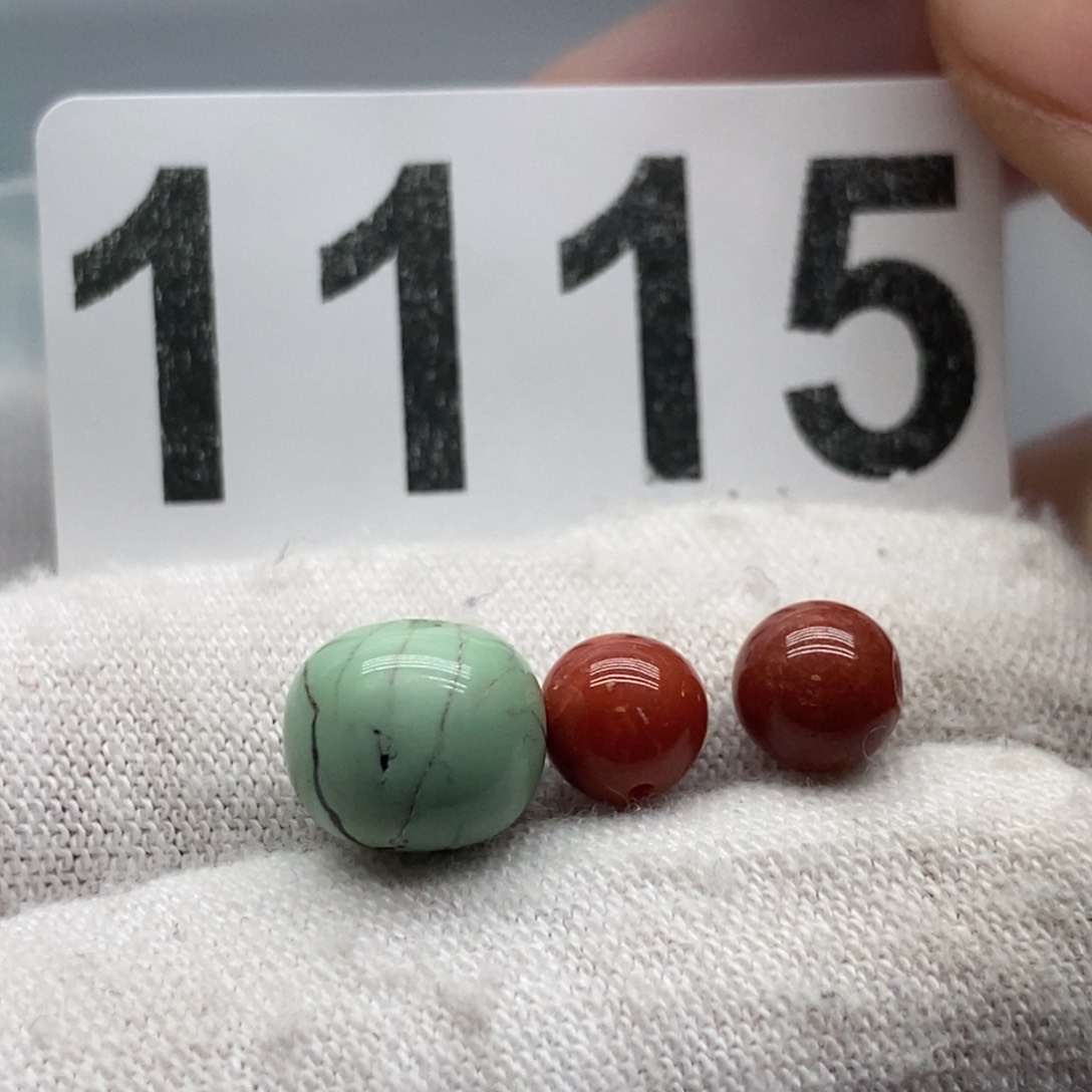 南红玛瑙颈饰未镶嵌