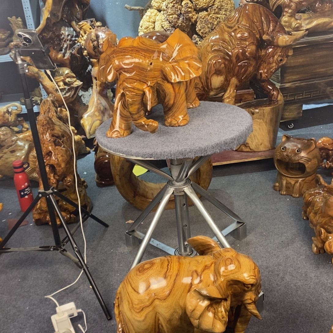 楚***店木木雕摆件香樟木大象一对