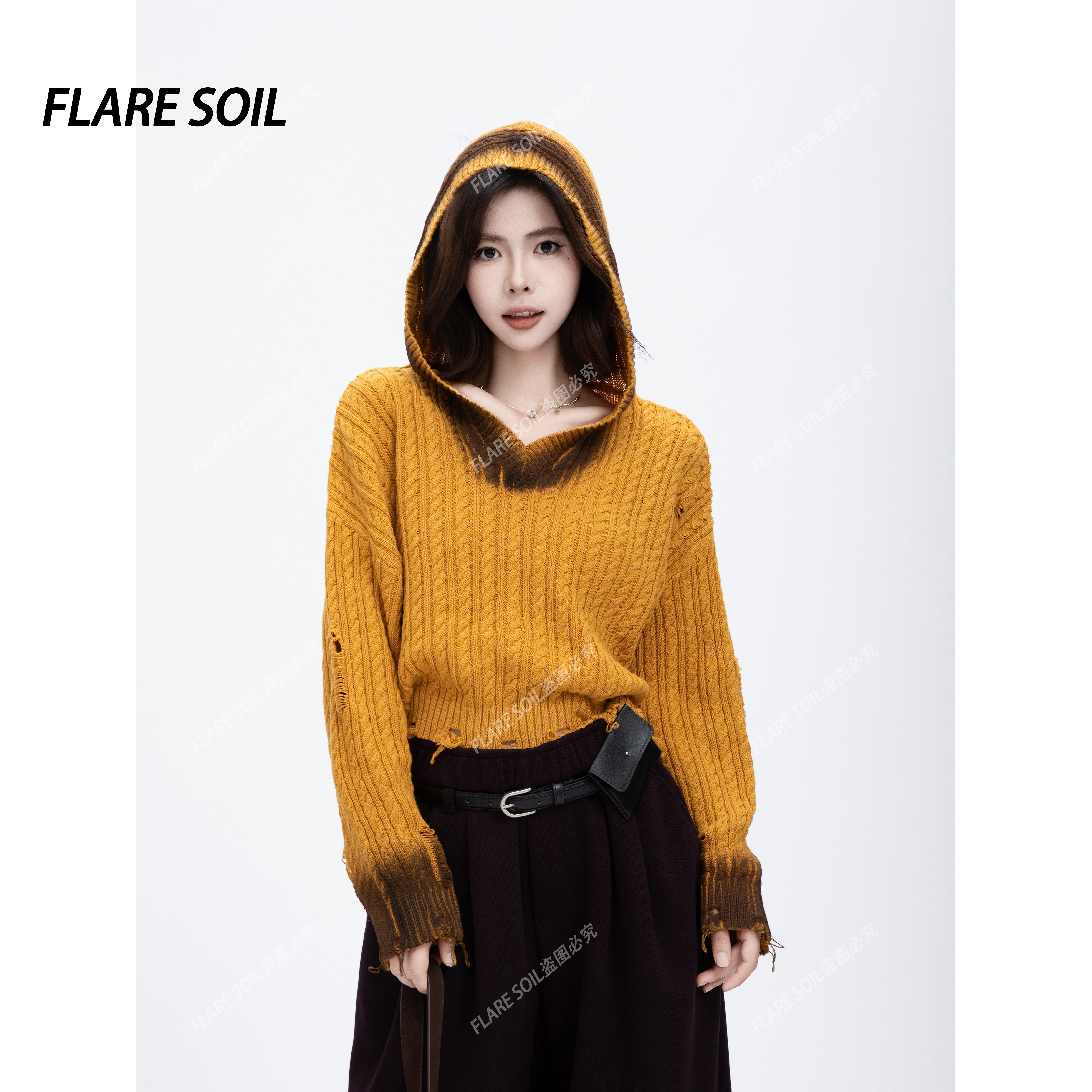 【FLARESOIL】（现货）破烂针织撞色V领毛衣针织秋季打底上衣 T4702A