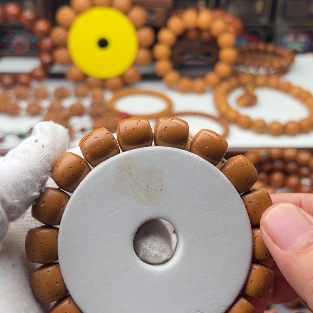 L***忍桃木桃核直切手串工艺品