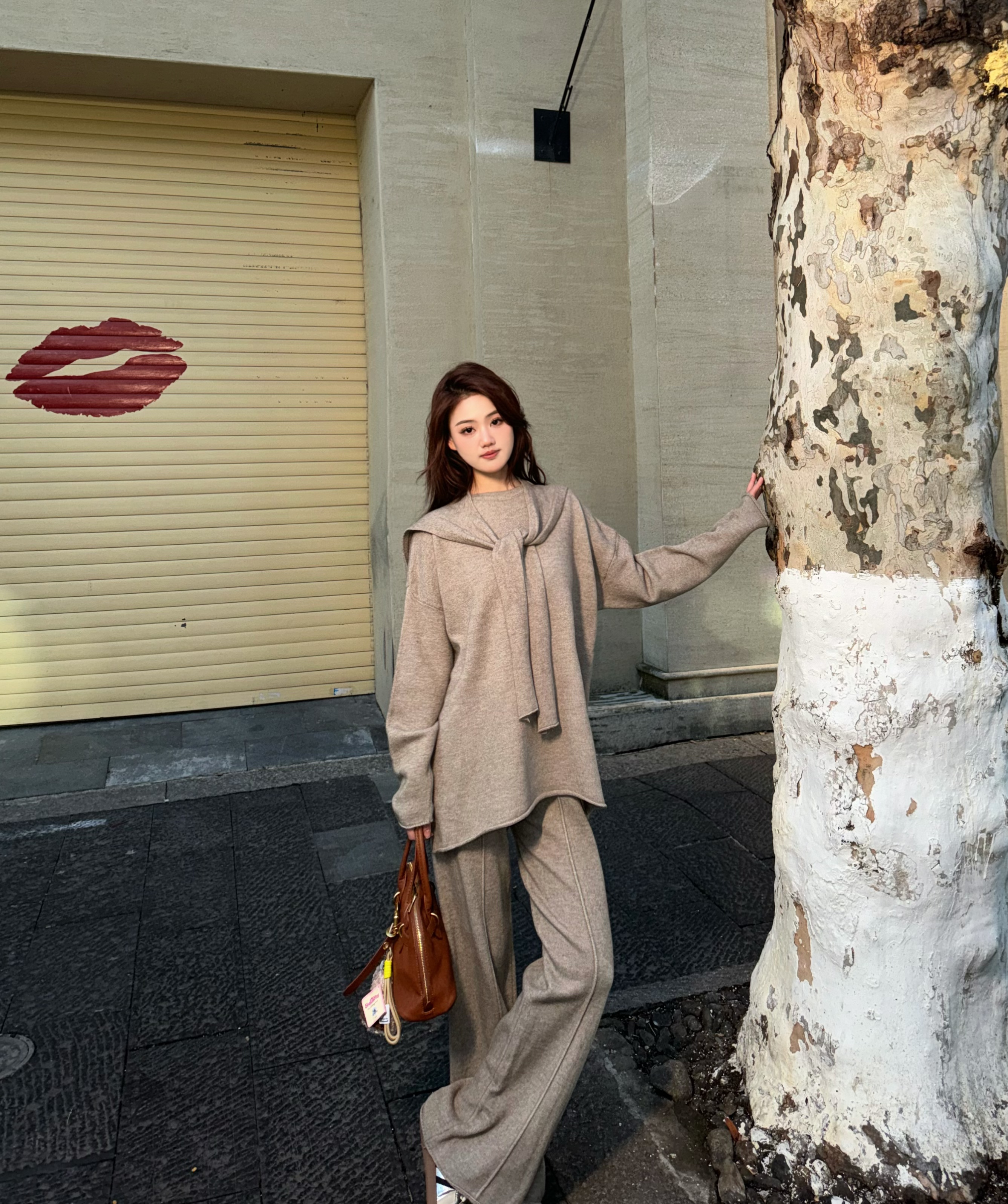 【毛衣+披肩+裤子三件套】秋冬休闲慵懒风成套套装高级感圆领针织潮