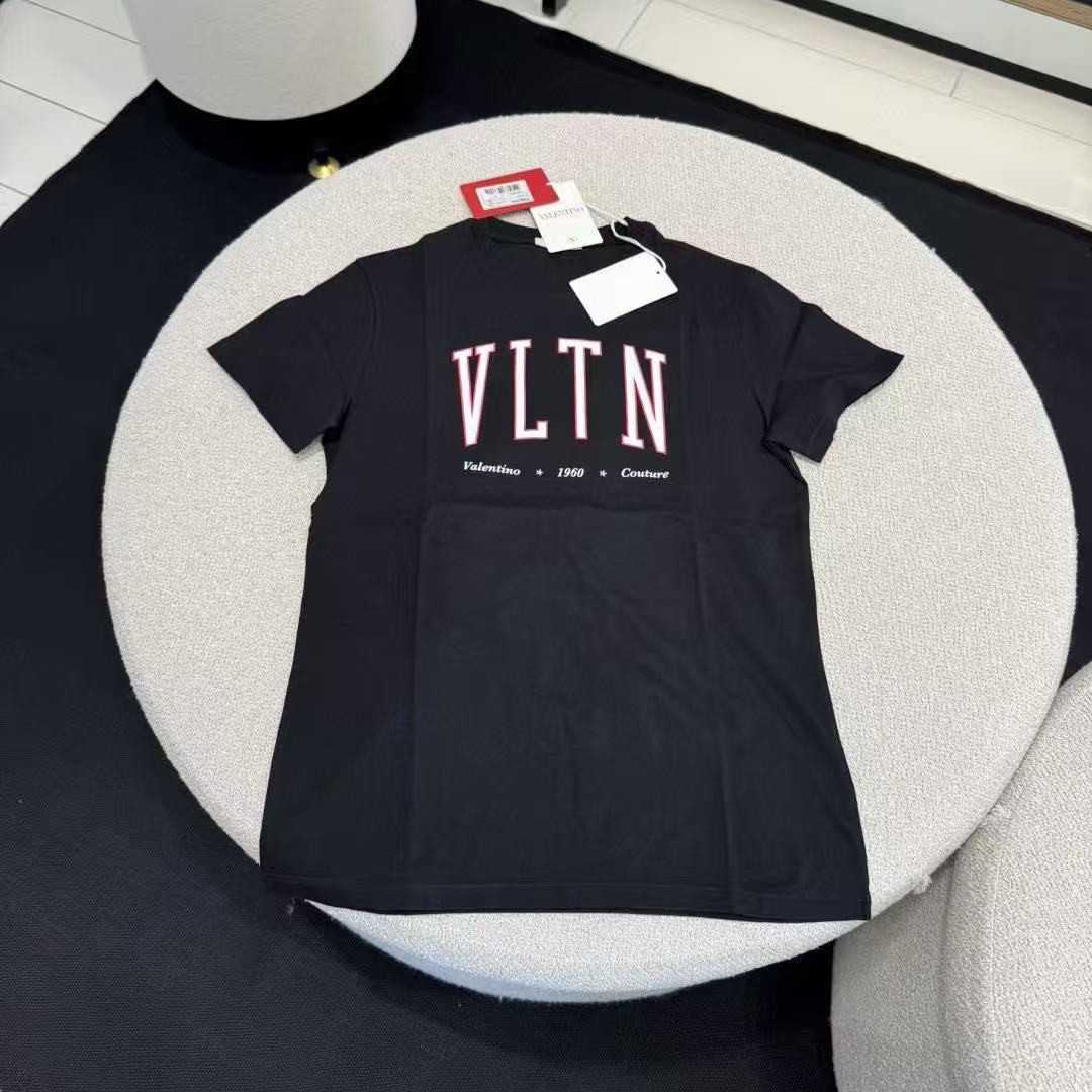 未使用 Valentino/华伦天奴 男士字母印花短袖T恤时尚休闲轻奢