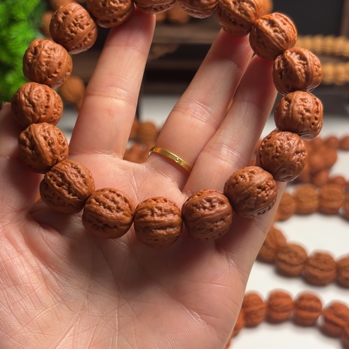 @***j文玩核桃手串小核桃4