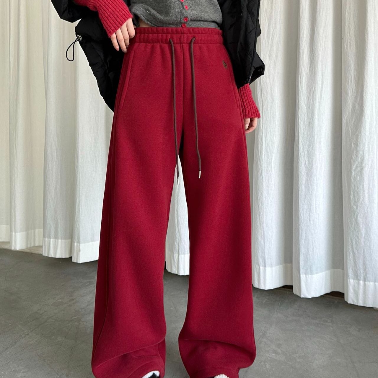 8089加厚加绒奥利绒卫裤刺绣休闲宽松显瘦抽绳弯刀裤