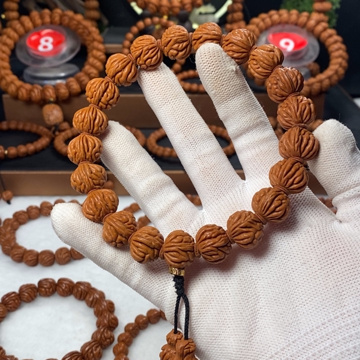 桃核吊坠秦岭龙纹