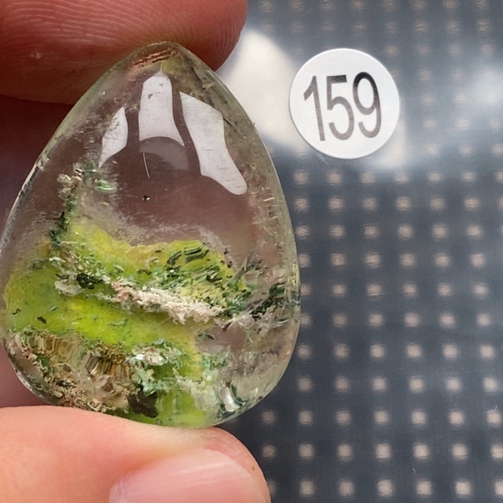 怡***香水晶未镶嵌颈饰坠子