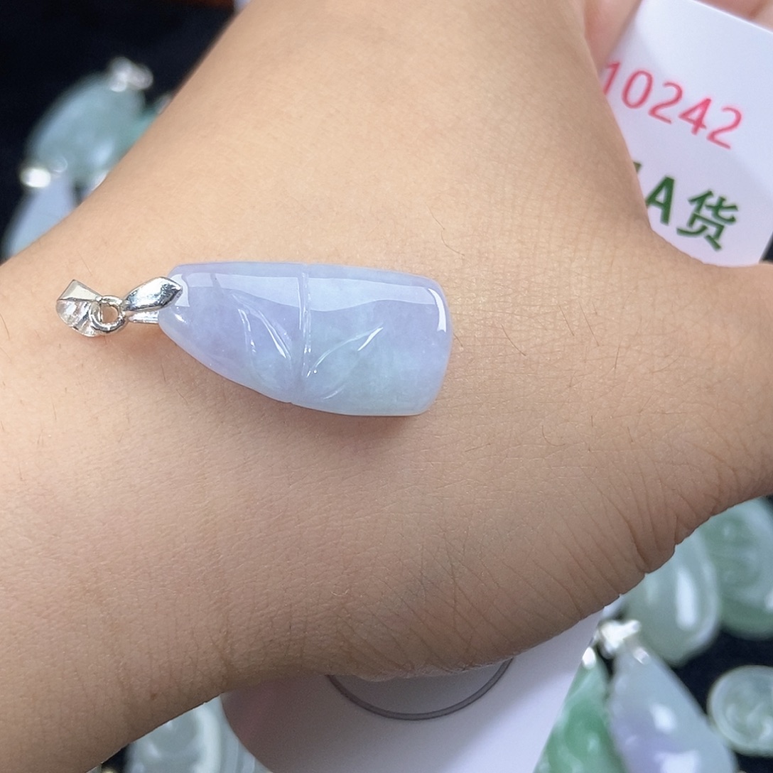 翡翠未镶嵌颈饰天然