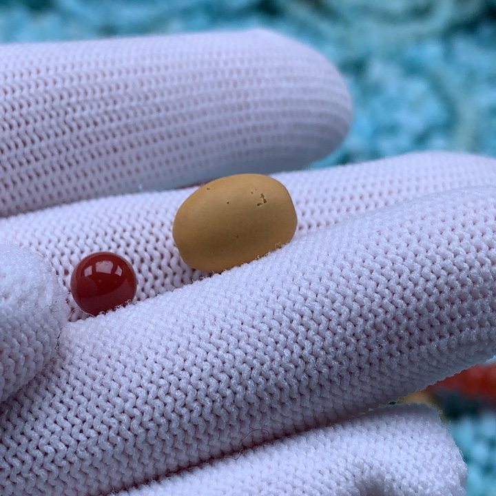 南红玛瑙未镶嵌珠宝奇石